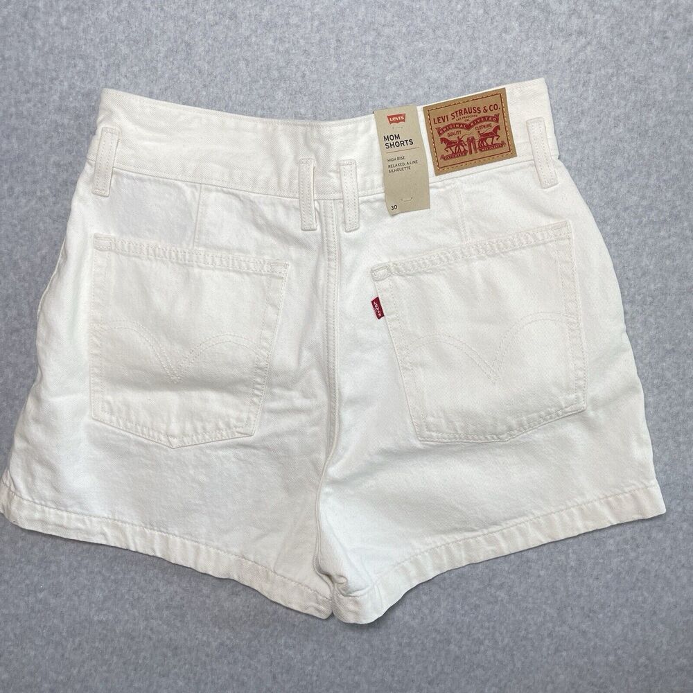 Levi's High Waisted Mom Shorts Women’s Size 30 Clean Sweep Ivory Y2K MSRP $49 - Picture 2 of 10